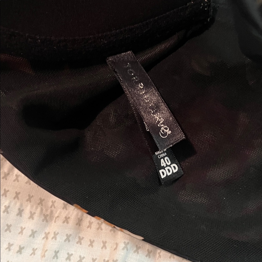 🍋Torrid Lightly Lined Front Close Bra🍋 - Picture 3 of 7